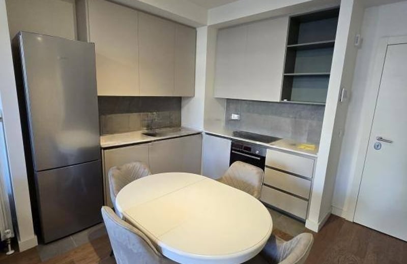 Alquiler de un elegante apartamento de 2 habitaciones, 55 m², BW Quartet Residence, Belgrado, Serbia